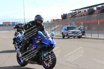 media/Jan-22-2023-Fastrack Riders (Sun) [[8956088f29]]/Cali Photo Jr by Rozzalyn/